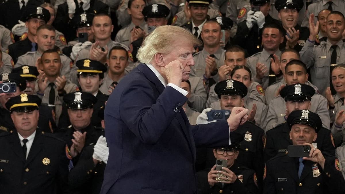 Trump julkaisi kartan: Julisti Hormuzinsalmen ”osaksi Yhdysvaltoja”