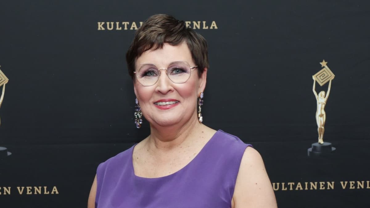 Marjukka Havumäki Journalisti-lehdessä: Tällaisiin sanoihin Arvi Lind päätti tekstiviestinsä